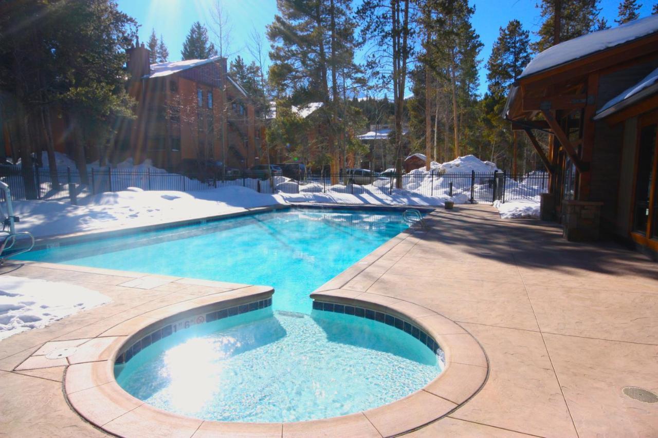 Pinecreek #F - 3 Bedroom - Close To Town - Shuttle To Slopes - Pool And Hot Tub Access بريكنريدج المظهر الخارجي الصورة